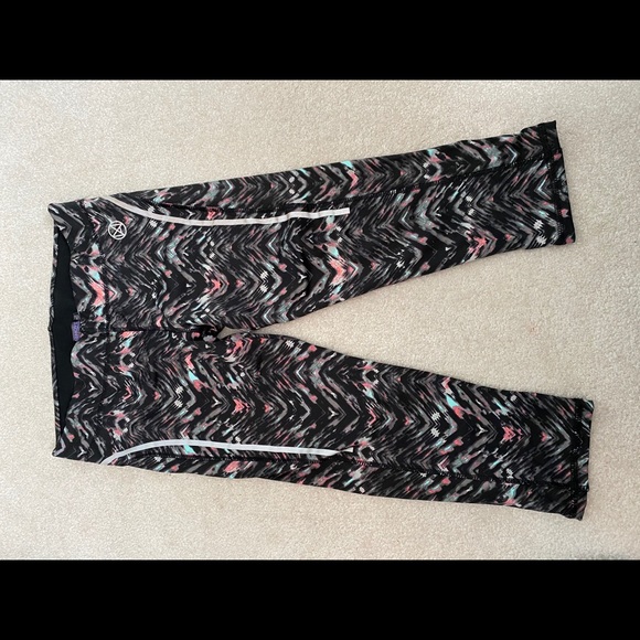 Move by Ardene Capris - Picture 2 of 2